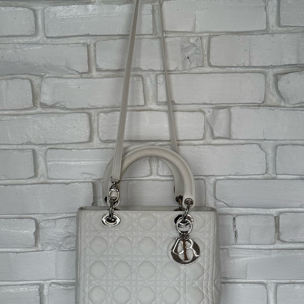 Christian Dior Cannage Lady Dior - Picture 6 of 17